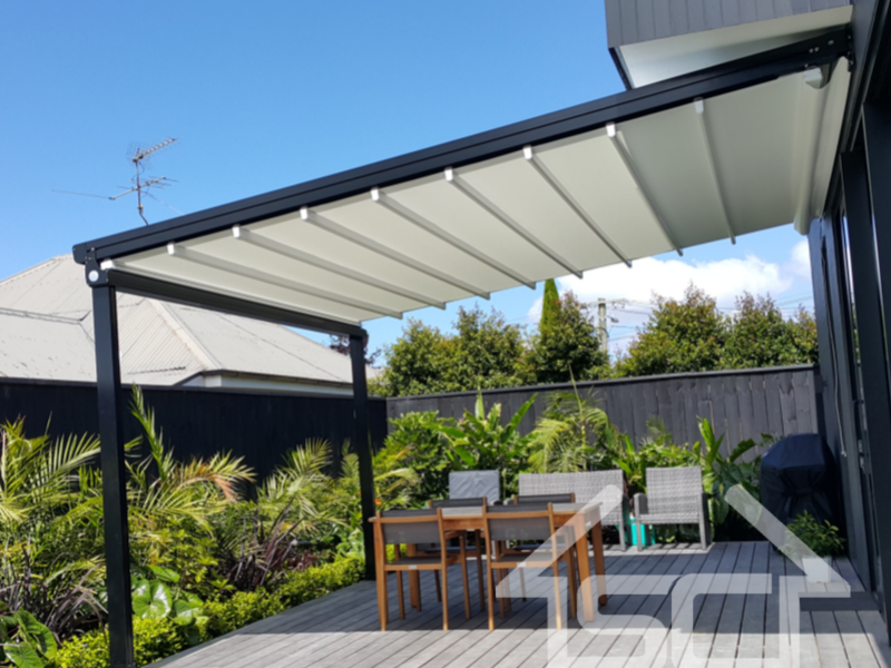 Retractable Roof Awning